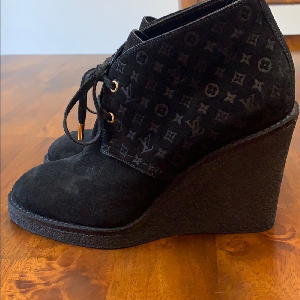 Louis Vuitton Suede Monogram Booties size 39